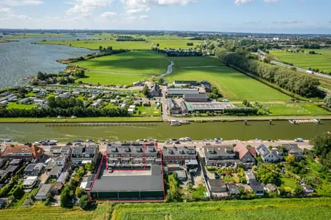 Hoekwoning te koop: Lisserdijk 30, Buitenkaag Buitenkaag