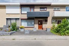 Tussenwoning te koop: Lisztstraat 6, Geleen