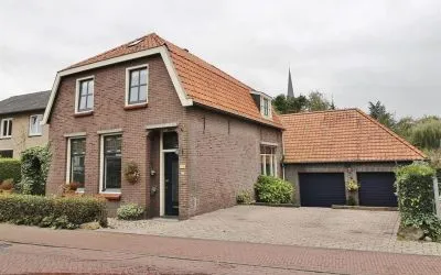 Vrijstaande woning te koop: Lithse Dijk 36, Lith Lith