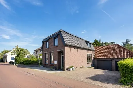 Vrijstaande woning te koop: Lithse Dijk 36, Lith Lith