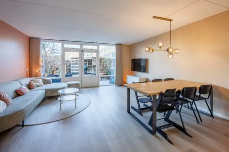 Tussenwoning te koop: Litouwen 2, Delft