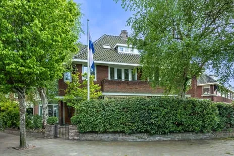 Twee-onder-één-kap te koop: Litslaan 2, Blekersbuurt Santpoort-Zuid