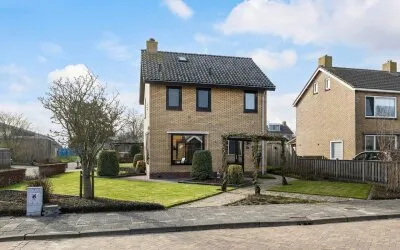 Vrijstaande woning te koop: Ljurkstrjitte 14, Stiens Stiens
