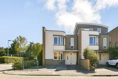 Corner house for sale: Lobbrich Boudgerslaan 33, Leeuwenveld Weesp