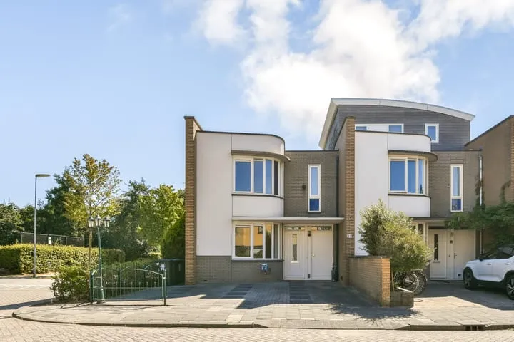 Hoekwoning te koop: Lobbrich Boudgerslaan 33, Weesp
