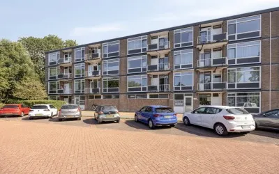Appartement te koop: Lobeliaplein 9C, Hoogwerf-Noord Spijkenisse