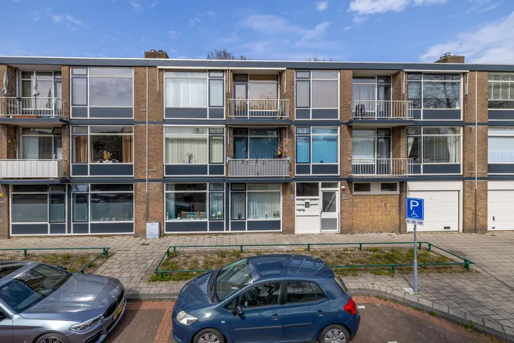 Appartement te koop: Lobeliastraat 37, Hoogwerf-Noord Spijkenisse