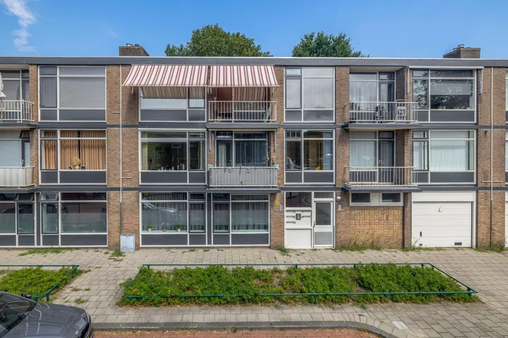 Appartement te koop: Lobeliastraat 37A, Hoogwerf-Noord Spijkenisse