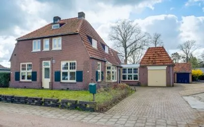 Twee-onder-één-kap te koop: Lochemseweg 122, Harfsen Harfsen