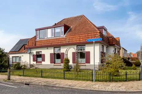 Twee-onder-één-kap te koop: Lochemseweg 39, Noord Borculo