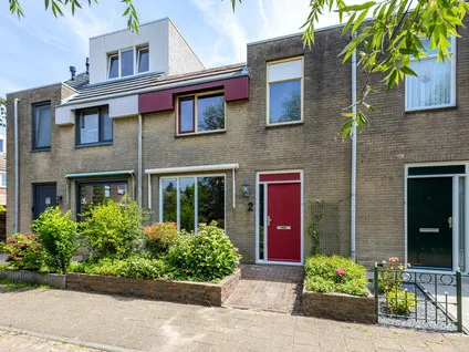 Tussenwoning te koop: Locksweer 2, De Weren Sliedrecht