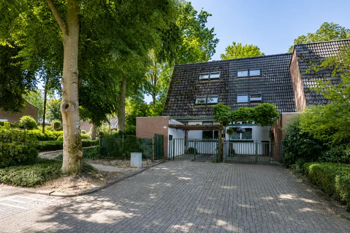 Hoekwoning te koop: Lodewijk van Deysselstraat 20, Haanrade Kerkrade