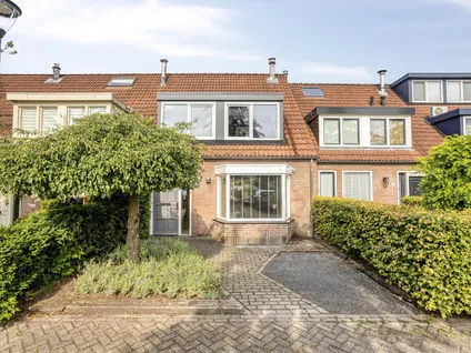 Tussenwoning te koop: Loenense beek 23, De Blaak Noord-Oost Tilburg