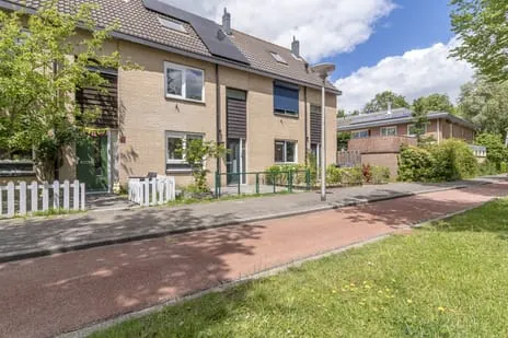 Tussenwoning te huur: Loethoelilaan 16, Schrijversbuurt Amstelveen