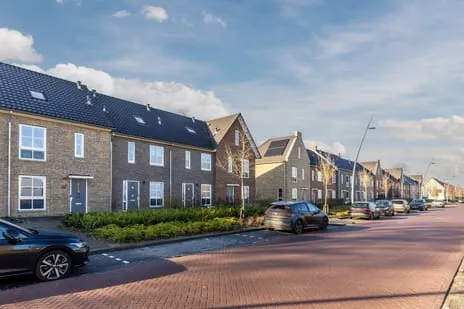 Tussenwoning te koop: Loevensteinlaan 67, Slotjes-Midden Oosterhout (Nb)