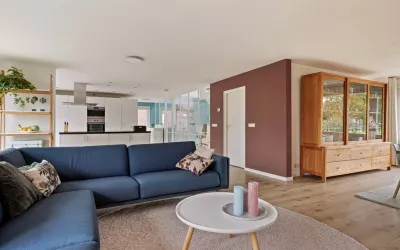 Hoekwoning te koop: Loevestein 7A, Ouderzorg Leiderdorp