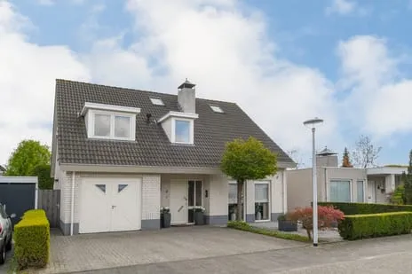 Vrijstaande woning te koop: Loirelaan 6, Eindhoven
