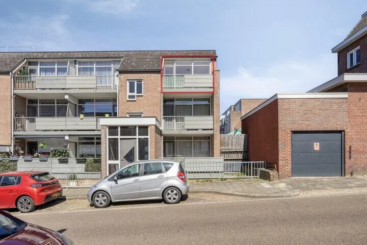 Appartement te koop: Lokerstraat 11B, Heerlen