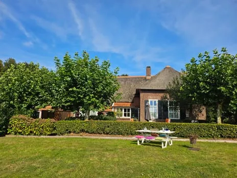 Twee-onder-één-kap te koop: Loksheuvelseweg 1, Verspreide huizen Valenberg en Heide Overasselt