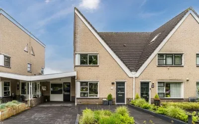 Tussenwoning te koop: Lombardijenlaan 257, De Kievit Noord-West Tilburg