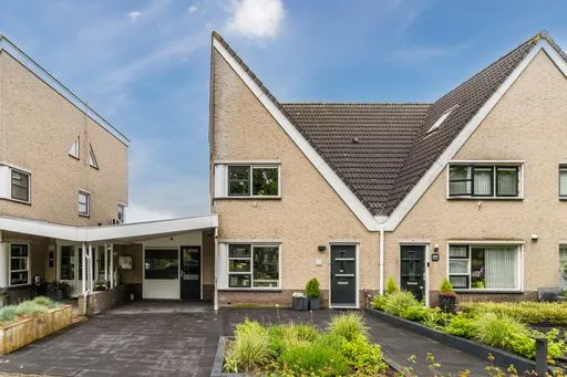 Tussenwoning te koop: Lombardijenlaan 257, De Kievit Noord-West Tilburg