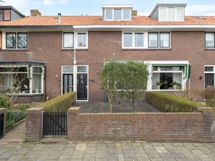 Tussenwoning te koop: Lombokstraat 17, Indische buurt-Noord Den Helder