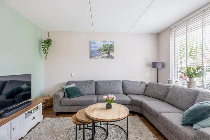 Hoekwoning te koop: Lommerbaan 64, Noordhove-West Zoetermeer