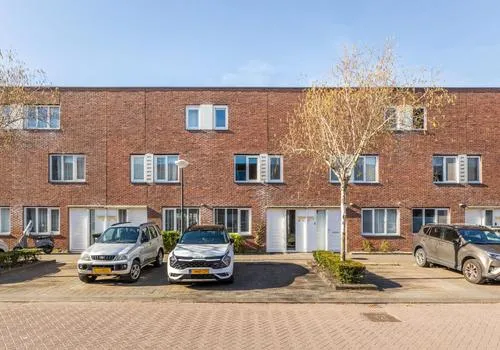 Tussenwoning te koop: Lomondlaan 90, De Aker-West Amsterdam