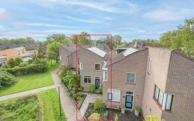 Tussenwoning te koop: Loodglans 40, Edelstenenwijk Heerhugowaard
