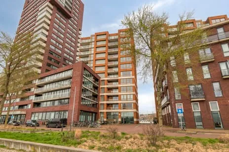 Appartement te koop: Loods Holland 61, Rotterdam