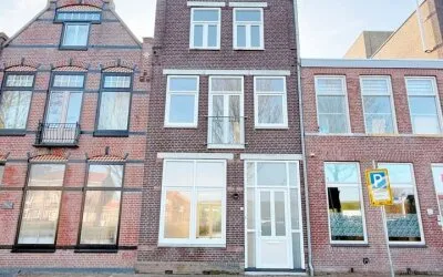 Tussenwoning te koop: Loodsgracht 3, Oostsloot Den Helder