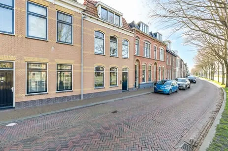 Tussenwoning te koop: Loodsgracht 71, Oostsloot Den Helder