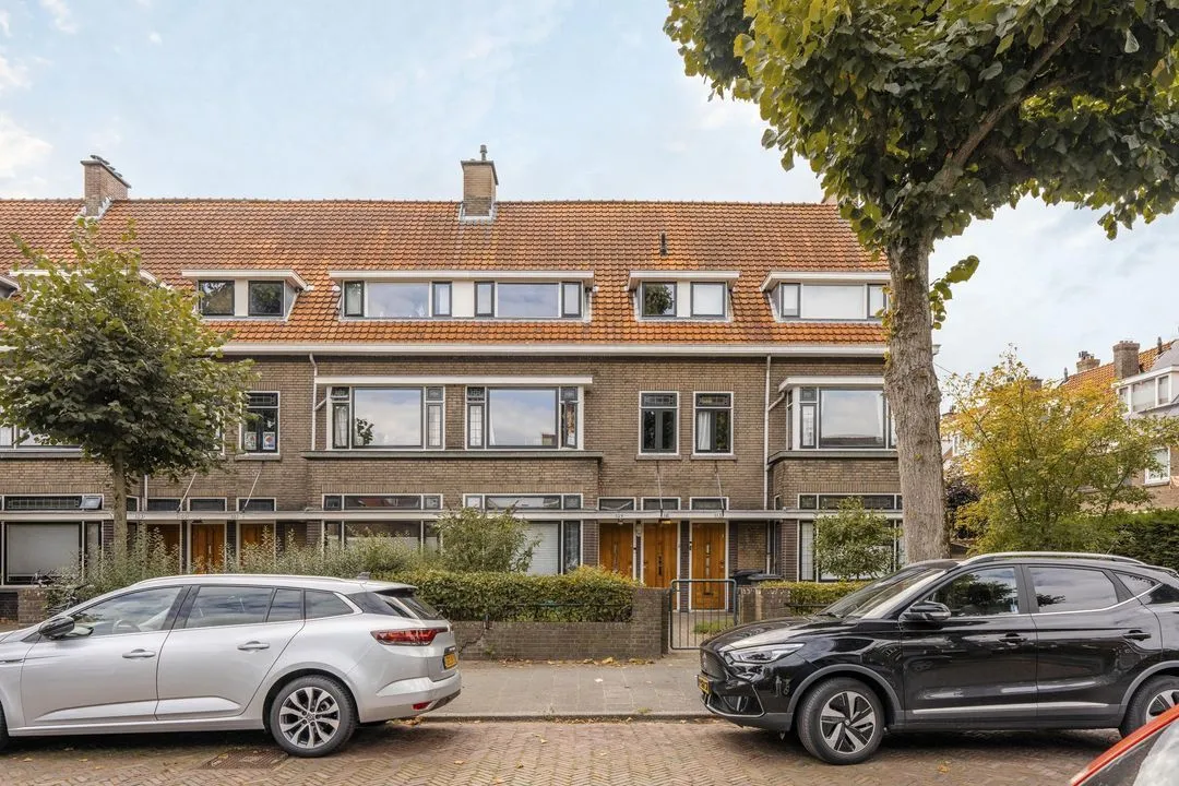 Appartement te koop: Looierslaan 111, Voorburg
