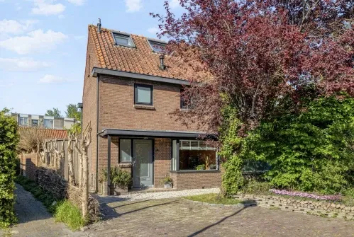 Twee-onder-één-kap te koop: Looijersdijk 22, Breukelen Midden Breukelen