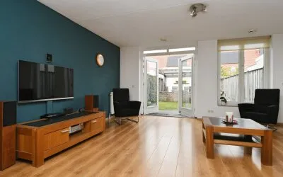 Tussenwoning te koop: Looisehoeve 8, Helmond