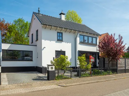 Vrijstaande woning te koop: Looleestraat 8, Almelo