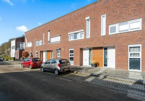 Tussenwoning te koop: Loonstraat 7, Groenewoud-Noord Weert