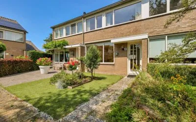 Tussenwoning te koop: Loop 19, Saenegheest Bergen (Nh)