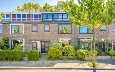 Tussenwoning te koop: Looplantsoen 98, Tolsteeg en Rotsoord Utrecht