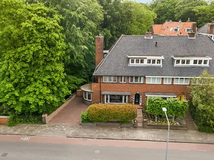 Hoekwoning te koop: Loosdrechtseweg 19, Schrijverskwartier Hilversum