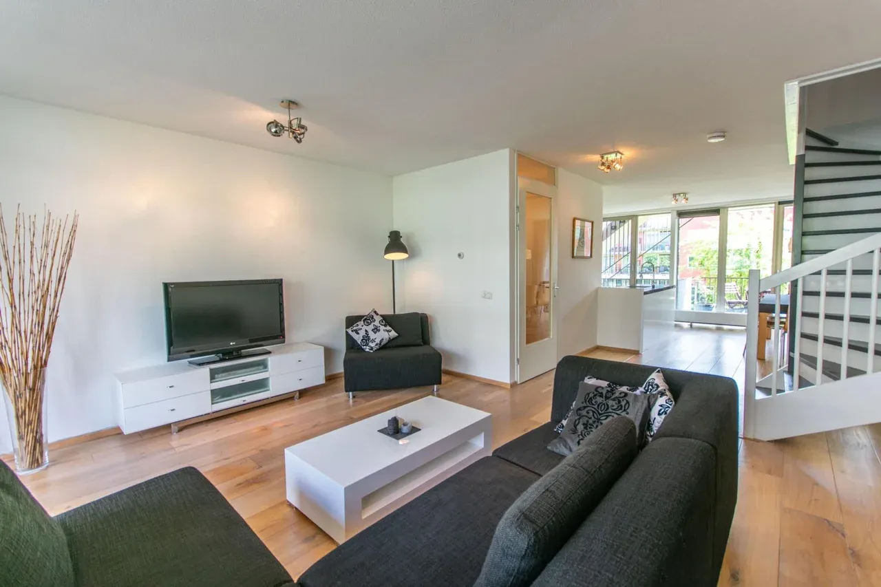 Appartement te huur: Loosduinenstraat, Amsterdam
