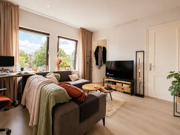 Studio te huur: Loosduinseweg 873, Valkenboskwartier 'S-Gravenhage