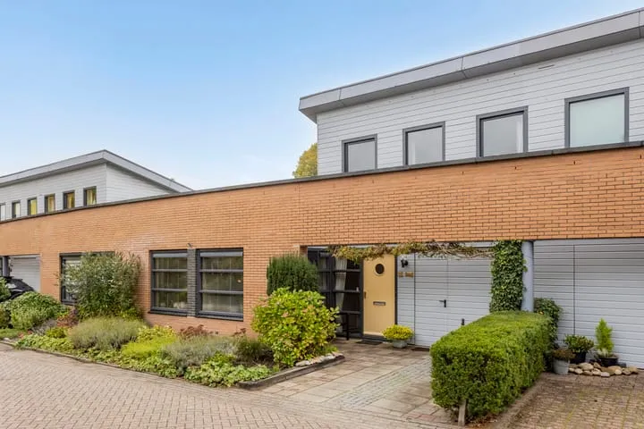 Tussenwoning te koop: Loper 17, Hogeland Epe