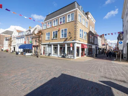 Tussenwoning te koop: Lopikerstraat 2, Schoonhoven-Oude Stad Schoonhoven