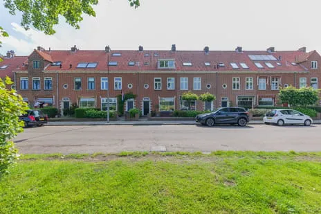 Tussenwoning te huur: Lorentzkade 212, Zeeheldenbuurt Haarlem