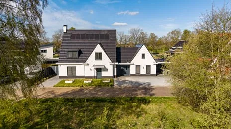 Vrijstaande woning te koop: Lorentzlaan 7A, Robbenhaarsweg Noord Almelo