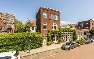 Terraced house for sale: Lorentzplein 3RD, Koninginnebuurt Haarlem