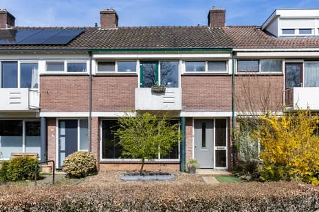 Tussenwoning te koop: Lorentzstraat 19, Kerschoten Apeldoorn
