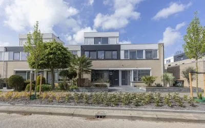 Tussenwoning te koop: Lorentzstraat 65, Het Zand Ridderkerk