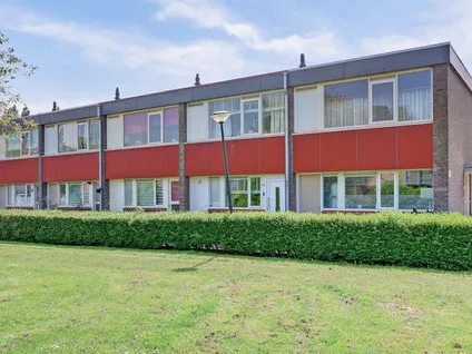 Tussenwoning te koop: Lorentzstraat 68, Lage Weide Vlaardingen